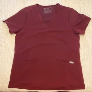 Women’s figs casma scrub top